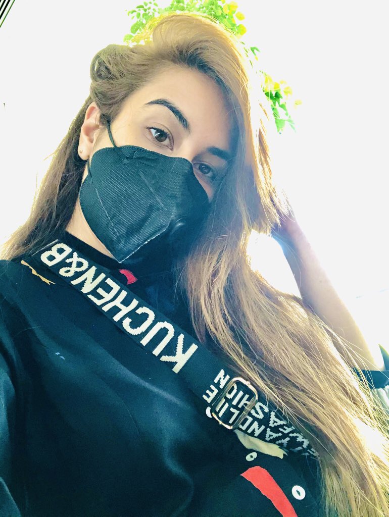 halllizab's tweet photo. We exactly know how to take care of ourselves! 

#koshurwearsmask https://t.co/WFZxt0iQYN