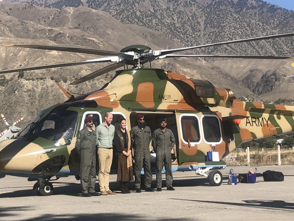 Fifth, the Royal Visit, one of the most ambitious and logistically challenging in recent memory. Behind the amazing images (and there were many!) lay a fantastic team of people at  @ukinpakistan making it all work. It was a privilege to be part of such a historic moment.