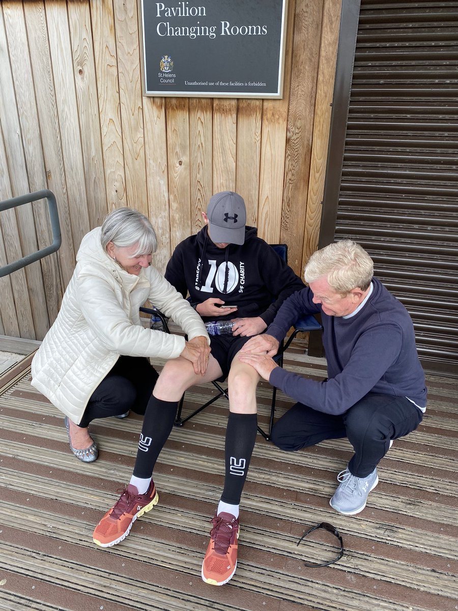 StevePrescott1's tweet photo. Today will see @t_prescott1 smash 7 Ultra Marathons in 7 Days equivalent to running 216 miles from @Saints1890 to @wembleystadium amazing incredible Herculean effort! This must be worthy of Tay reaching his 10k fundraising target for @TheChristie @RLCares https://t.co/9URQUS95HS https://t.co/2Q3oRMjxCd