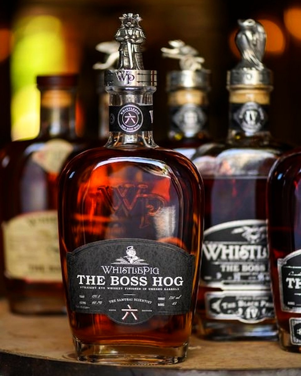 BotolPuran's tweet photo. The Boss Hog

#BossHog #drink #drinks #cocktail #cocktails #bar #bartender #mixology #love #party #cocktailpic #BotolPuran #PanchPhoronKolkata #foodlover #cheers #sip #happyhour #cocktailparty #beverage #thirsty #letsdrink #rum #whisky #gin #vodka #whiskey https://t.co/VcLUVIk4Y3
