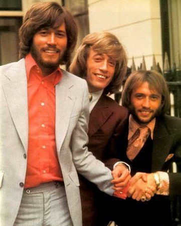 BestOfBeeGees's tweet photo. #BeeGees #TheBeeGees #BestOfBeeGees #MyBeeGees #GibbBrothers #BrothersGibb #BarryGibb #RobinGibb #Bodding #MauriceGibb #MoGibb #BeeGeesAndMe #BeeGeesForever #BeeGees4Ever #Music #Musicians #Songwriters #Singers #Artists #GibbFamily #Gibb #Gibbs #Pop #PopMusic #PopMusicGroup https://t.co/Pn2rdnPhFC