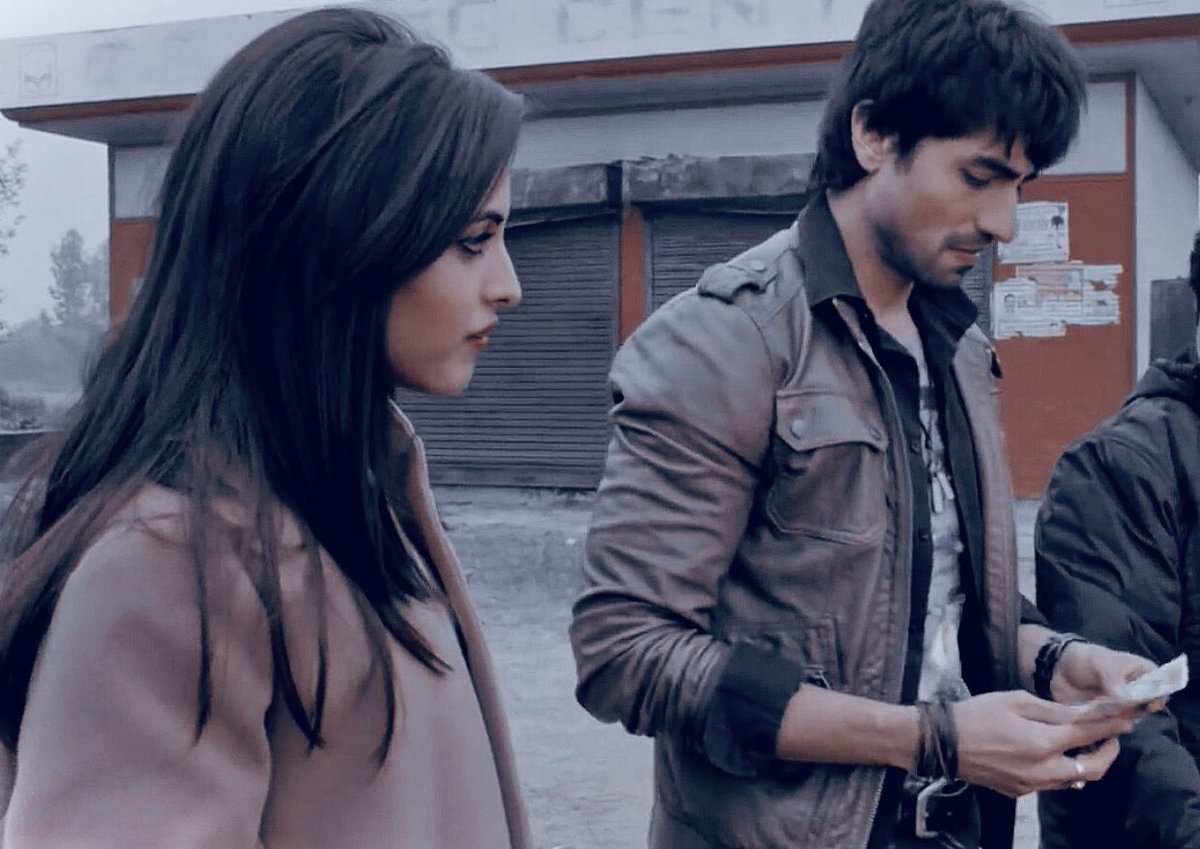 Me looking longingly at two things I could really do with:Harshad and  #HarshadChopda