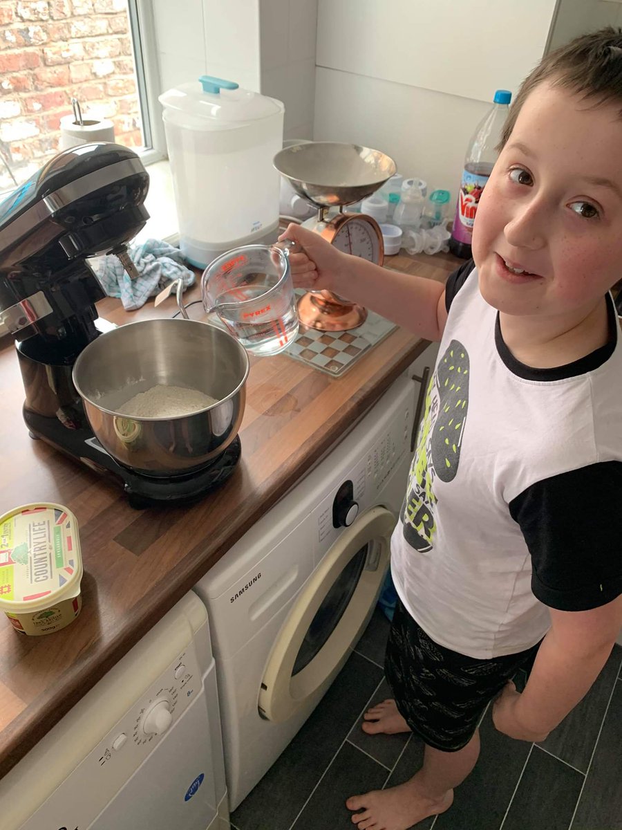 1stWOTH's tweet photo. Last of our #MerseysideBakeOff entries from Mason (Cubs) and some fantastic looking bread! Well done ⭐ https://t.co/Ir50GyAI59