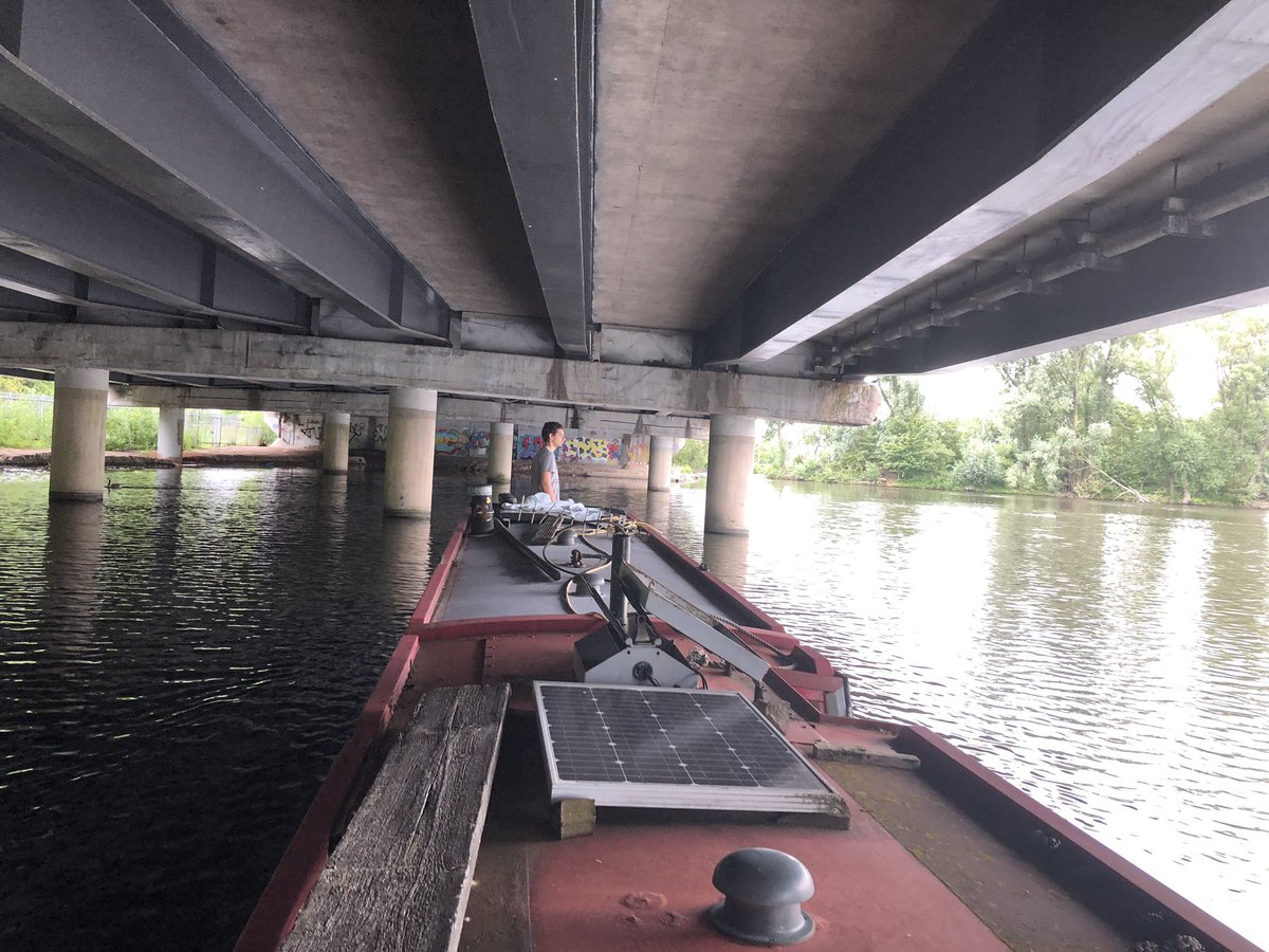 robbrownhx's tweet photo. Titford Pools on the #BCN are well worth a visit. A great mooring at the pump house too. Thank you @BCNSociety #silverpropeller #bojangles https://t.co/u7bYtE3rDC