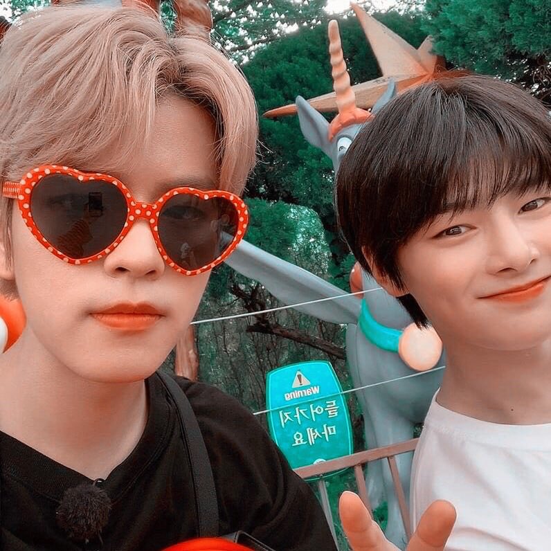 skzbts_aestetic's tweet photo. 𝗣𝗼𝘀𝘁 𝟴: 𝗞𝗶𝗺 𝗦𝗲𝗻𝗴𝗺𝗶𝗻&amp;𝗬𝗮𝗻𝗴 𝗝𝗲𝗼𝗻𝗴𝗶𝗻

#straykids
#Seungmin 
#jeongin
#SKZ_HelloStranger 
#SKZauFestChallenge 
#skz https://t.co/oF5pbr0Qr8