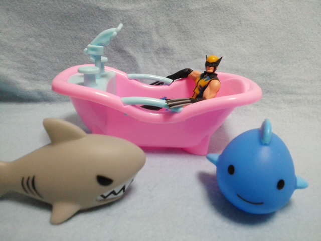 Kimif Twitterren ダイソーの ミニお風呂遊びセット にサメの人形付きがあったのでこれも衝動買い 浴槽のおもちゃ に動物の人形2体がついたシリーズで以前から見かけていたがサメは初めて見た もちろん浴槽もいろいろと遊べる