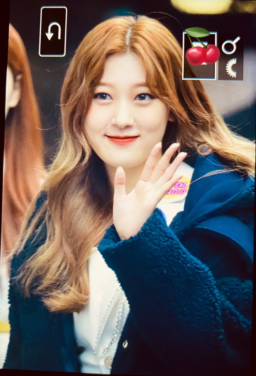  #choerry's : a thread ⇣