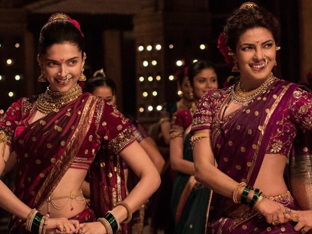 PlanetDeepikaSL's tweet photo. #HappyBirthdayPriyankaChopra
#HappyBirthdayPriyankaChopraJonas https://t.co/OlavquqWfX
