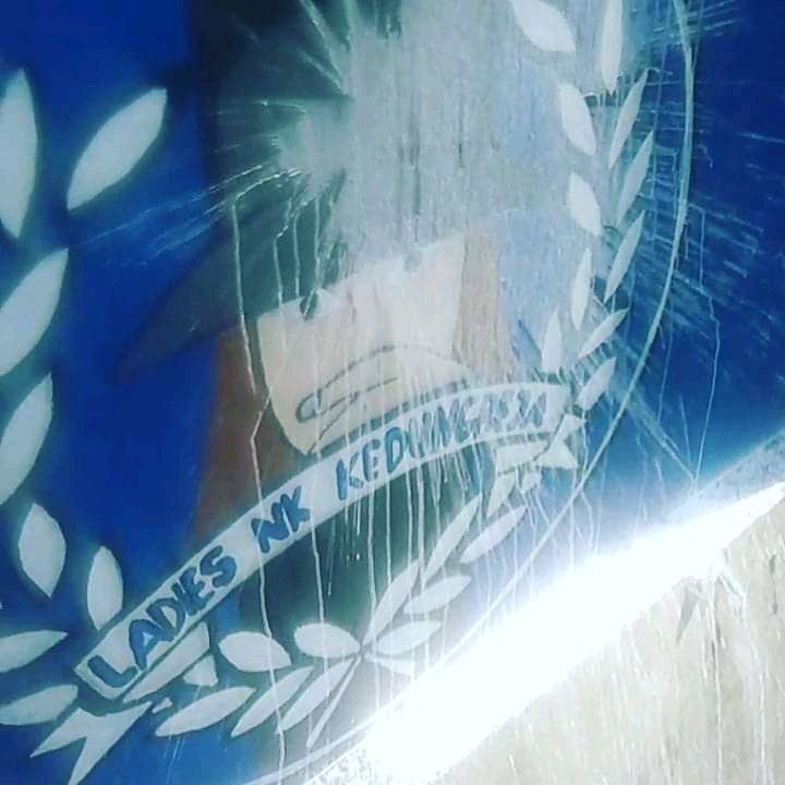 Kalian bisa merusak mural kita, tapi kalian tidak bisa merusak semangat berkarya kita 🤣😜😋
#LADIESNKreatif
#UntukmuKehormatanku
#PSCS