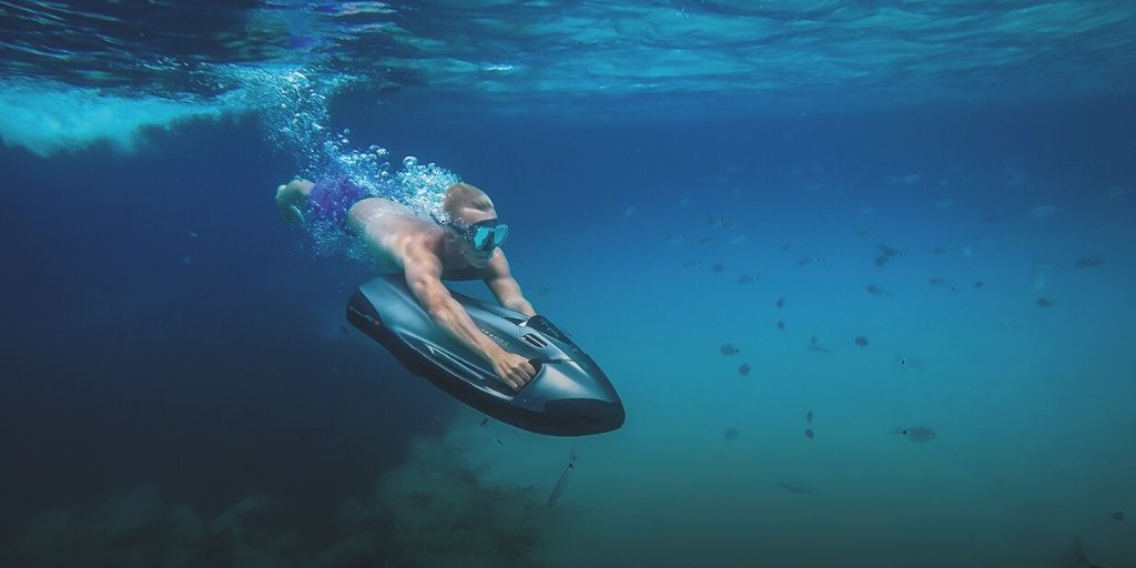 marinabalear's tweet photo. Have you tried a #Seabob yet? Turn on the power and away you go. Available for rent with your charter @marinabalear
Seabob F5 250€/day
Seabob F5S incl. fast charger 300€/day
WhatsApp +34 680 31 68 62
#yachting #yachtcharter #watersports #portadriano 
@portadriano1 #marinabalear https://t.co/dQGA77Yjrs