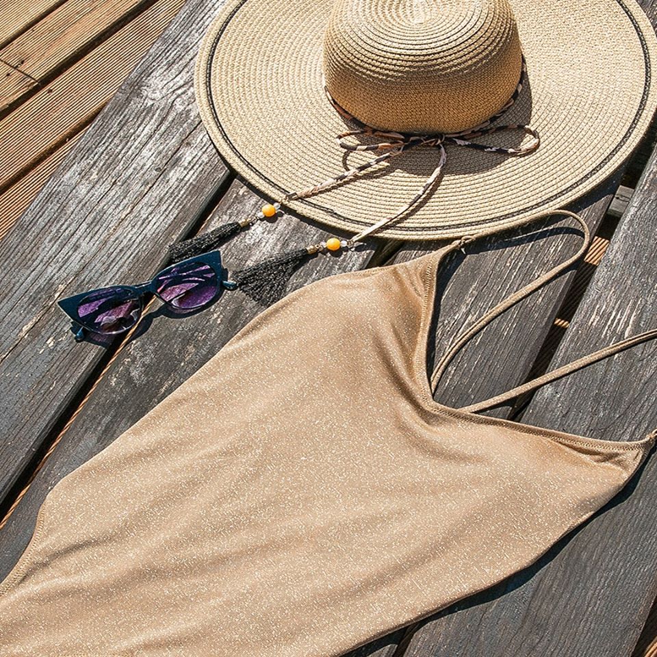 ParcoSanVito's tweet photo. #Vacanze al #mare? 🌊
Lo scintillio dei #glitter risalterà la tua #abbronzatura e il tuo #look da #spiaggia non passerà inosservato con gli #accessori che trovi nel nostro store #PiazzaItalia! 😎
.
#igerslucca #lucca #parcosanvito #uomo #donna #modauomo #modadonna #modabimbo https://t.co/REo2aA2FWC