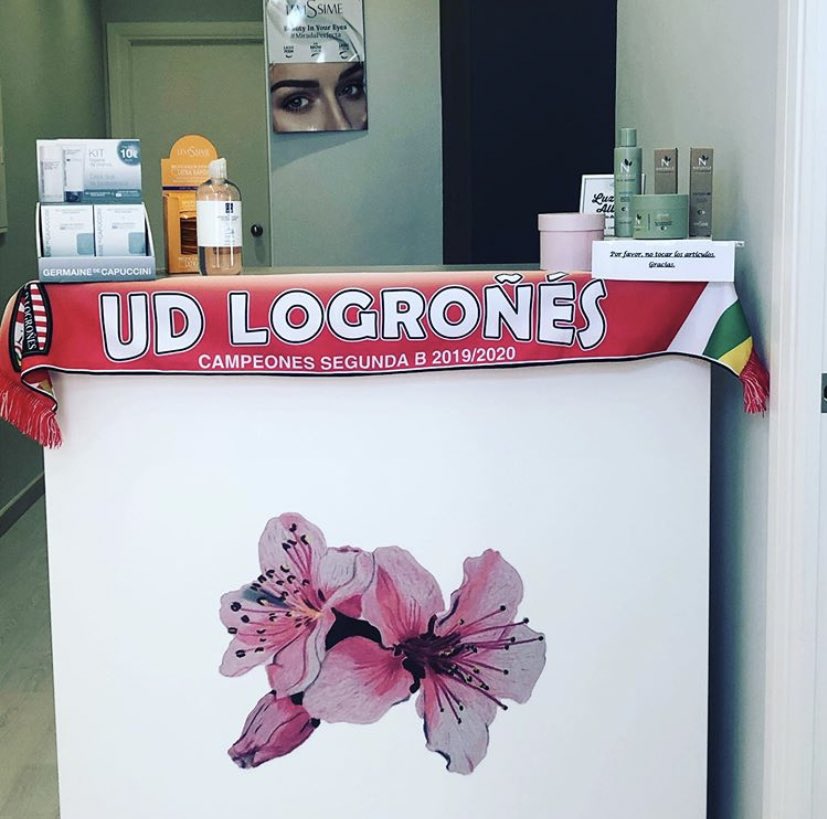 1987_UDL's tweet photo. Cada vez en más sitios!!! El sentimiento ⚪️🔴 va en aumento!!! https://t.co/voooYU75xq