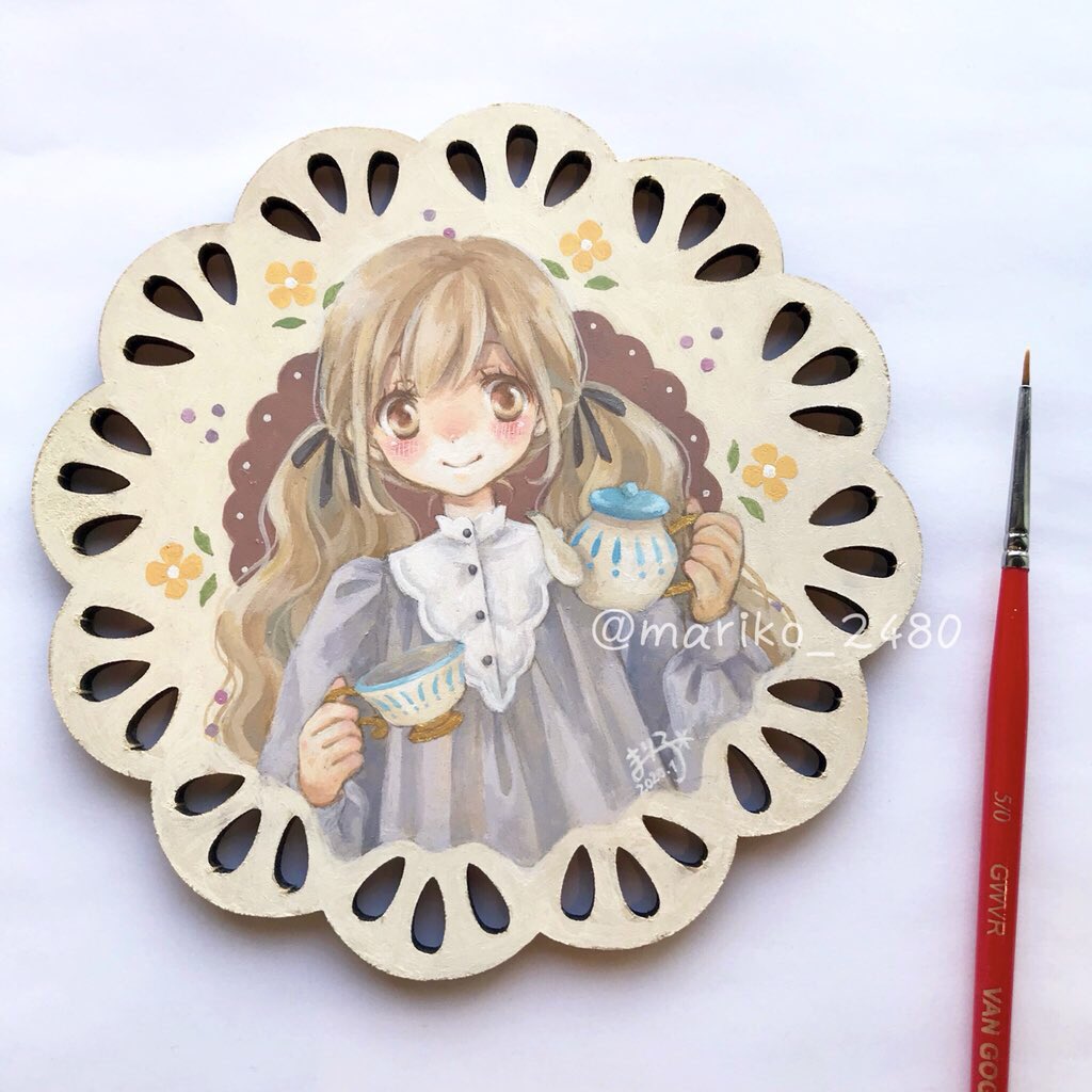 Twitter低浮上気味でしたが、通販用にペン画ミニ色紙を描いておりまし
