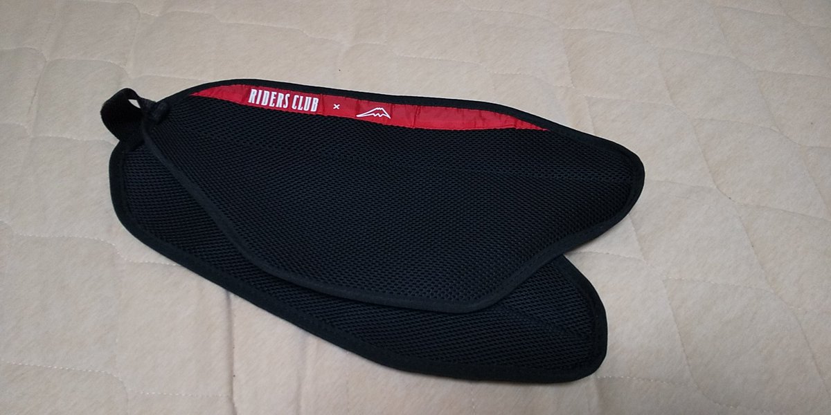 NonnbiriRider's tweet photo. 内股火傷防止策。やっと手にいれたので試しに３時間ほど走ってみた。晴れてたけど、なんかええ感じでした。😁 https://t.co/dwi67kkMNk