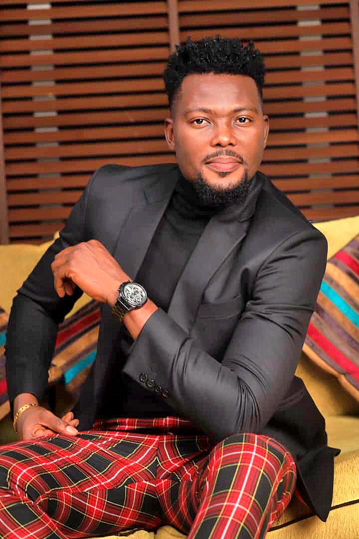hardeyhorlar_'s tweet photo. Good morning fam❤️❤️❤️

Thank you all for voting Arnold 
I pray God almighty crown all our efforts and May he enrich our pocket 🙏🏽🙏🏽🙏🏽
Thank you and God bless you ❤️❤️❤️
One love😍😍😍😗
#biscuitandcakes 
#Teamminority
#TeamArnold https://t.co/HmU1Osqgyf