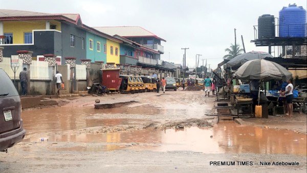 NDDC abandoned Projects thread:Nomayo community Road project in Ikpoba Okha LGA of Edo state.According to the commission’s documentation of projects, Nomayo road contract was awarded to Goodnews Trans-Construction Co. LTD.N248m was budgeted, N92m was released.  #NDDCProbe