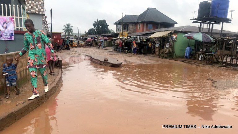 NDDC abandoned Projects thread:Nomayo community Road project in Ikpoba Okha LGA of Edo state.According to the commission’s documentation of projects, Nomayo road contract was awarded to Goodnews Trans-Construction Co. LTD.N248m was budgeted, N92m was released.  #NDDCProbe