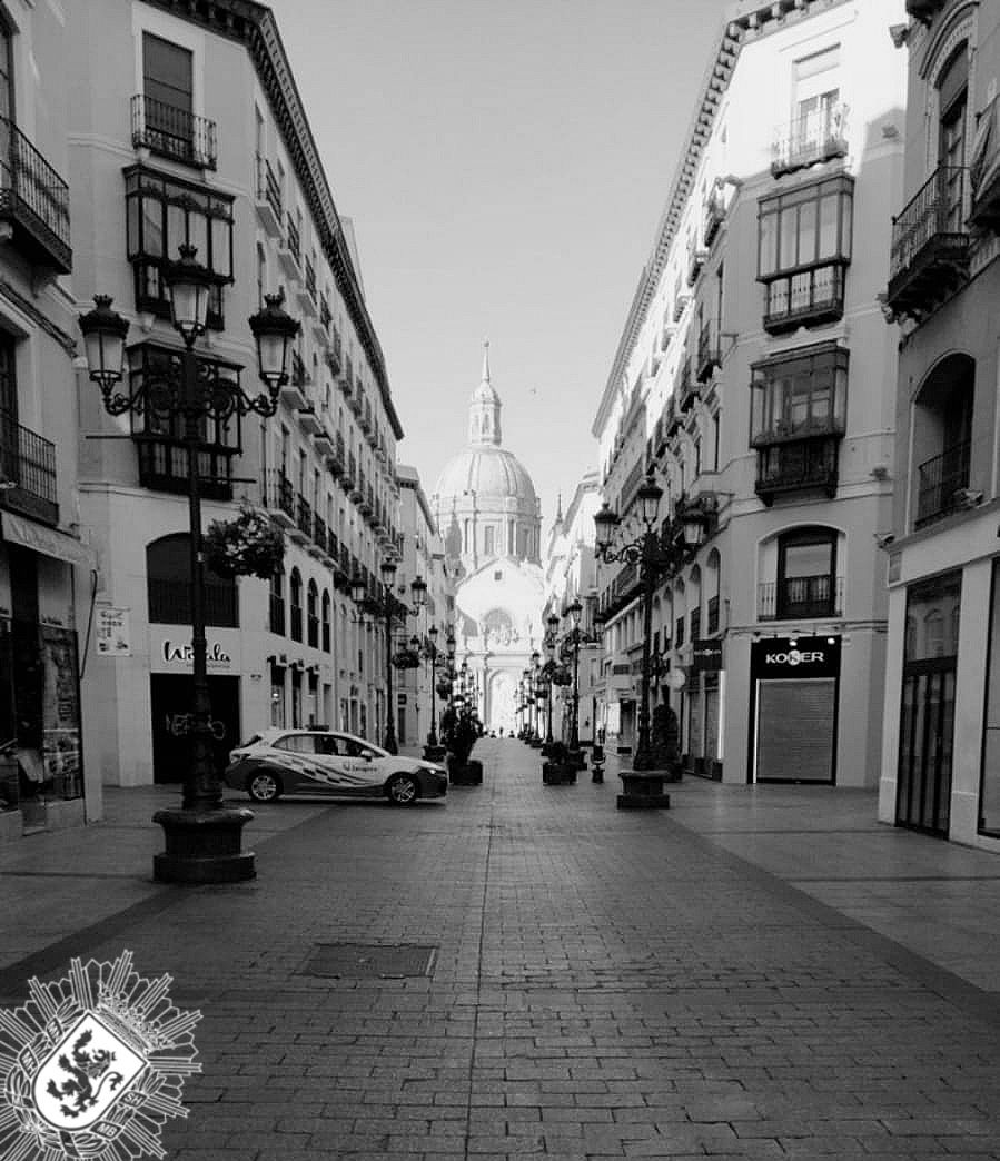 policiazaragoza's tweet photo. No queremos volver a vivir estas imágenes.

Se #Responsable

#FelizFinDeSemana https://t.co/qd9weDxKMz