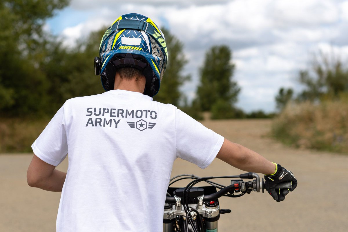 🌍  GO into the summer with a fresh white Supermoto Army t-shirt 🔥  ➡️ supermoto.army/en  #ridestronger #strength #supermotoarmy #supermoto #supermotard #supermotolife