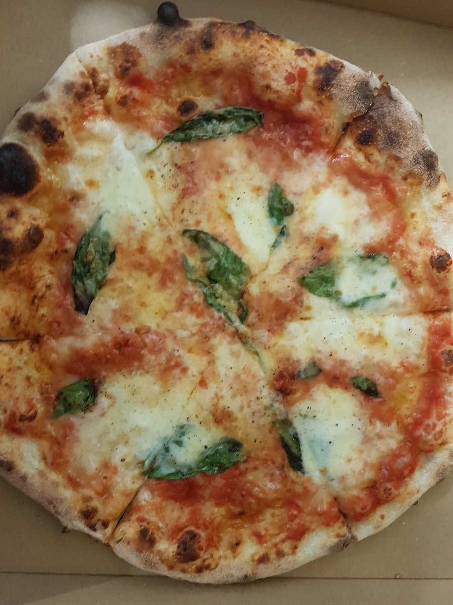 cafficabanypair's tweet photo. Pizza ar gael heno ‘ma 4:30-8:30. Archebwch dros y ffôn ar 01690 710505.
Pizza available tonight 4:30-8:30. Phone 01690 710505 to order #betwsycoed #eryri #snowdonia #authenticpizza https://t.co/XSZ4cU6pZh