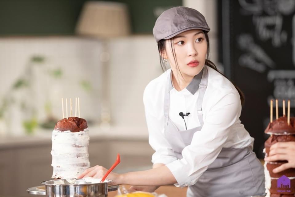 leesunmiturkey's tweet photo. 180720| Sunmi, Facebook güncellemesi, RReal World 7.bölüm kamera arkası fotoğrafları

"Sonunda kazanan Sunmi!!!!!!" https://t.co/tEVpKCznZ4