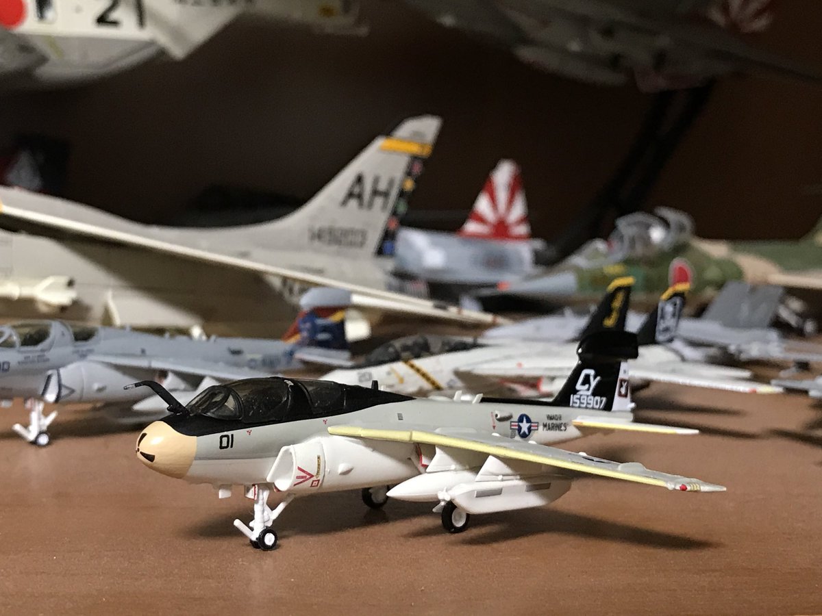zapper119's tweet photo. ハイビジのプラさん尊い。。。
#EA6B #USMC #VMAQ2 #PLAYBOYS https://t.co/084iRm6PF5