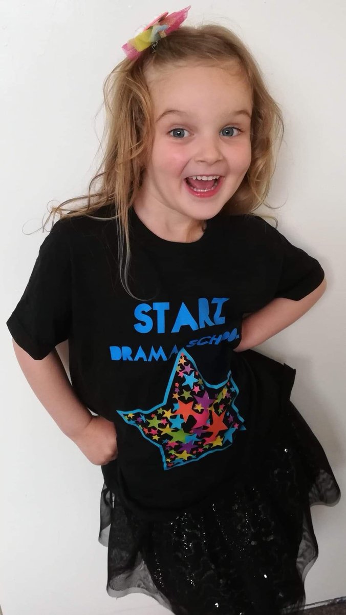 #SaturdayMorning and we won’t - bit of rain dampen our spirits at #StarzDramaSchool. Outdoor #drama classes, here we come! #performingarts #nefollowers #seaham starzdramaschool.com