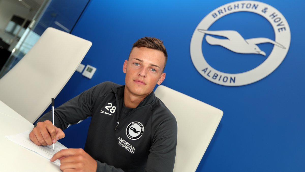 Brighton & Hove Albion tweet media