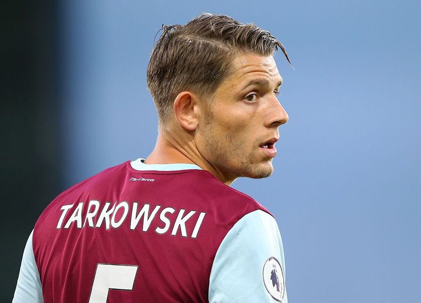 2-Tarkowski; as i said with Woody boy, nor are bad with headers and Tarko is so good with them  why not putting the Armband on him and waiting/hoping for CS and maybe a goal .