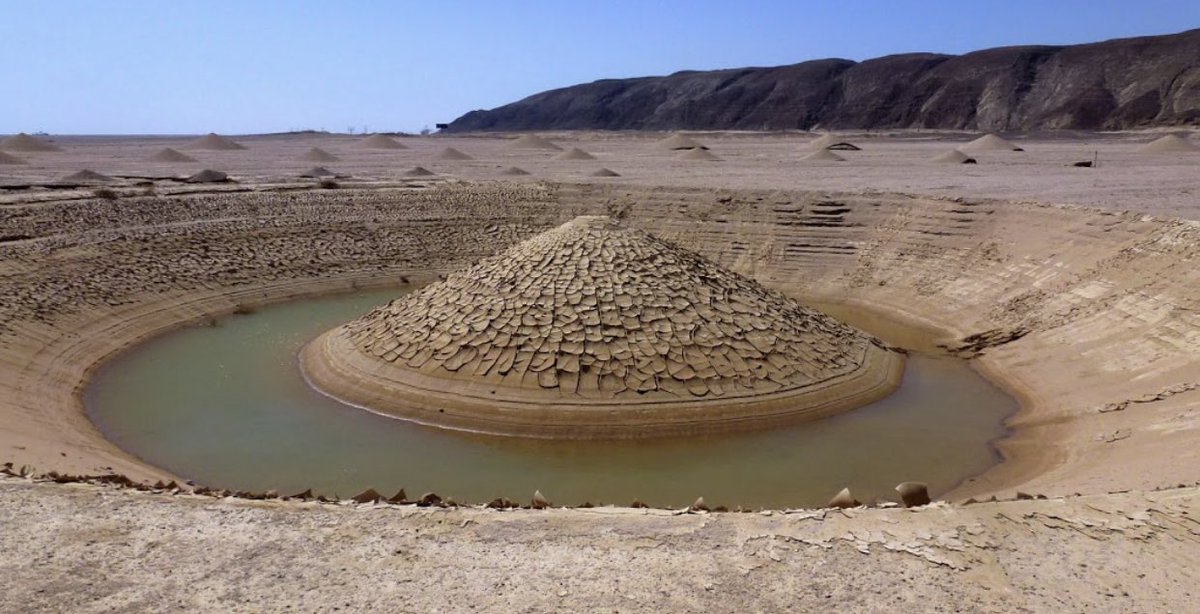 إن نسمة الصحراء"Dessert Breath” التي تقع في الصحراء المصرية بالقرب من الغردقة على ساحل البحر الأحمر،...