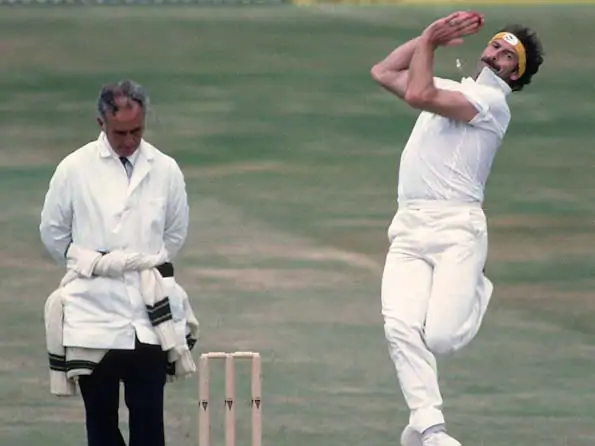 We have heard that Dennis Lillee was a great fast bowler – but how great?Lillee was the first bowler to take 350 Test wickets. At the time of retirement he (355) was 46 wickets clear of anyone and 107 ahead of any other Australian.But it gets better.+