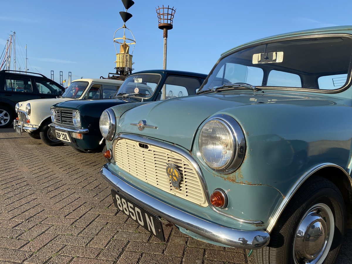 ISMOC_UK's tweet photo. After 5 months we were able to return to our monthly meet (in a Covid secure and socially distanced way at the Shipwreck pub @ShotleyMarina great to return to the usual friendly welcome. https://t.co/zogQHWlG1n
