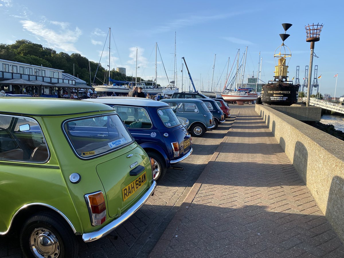 ISMOC_UK's tweet photo. After 5 months we were able to return to our monthly meet (in a Covid secure and socially distanced way at the Shipwreck pub @ShotleyMarina great to return to the usual friendly welcome. https://t.co/zogQHWlG1n