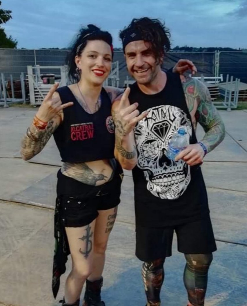 Vythica13's tweet photo. #devildriverfans #fanfriday #alcatrazmetalfest https://t.co/gLZvjFXMaH