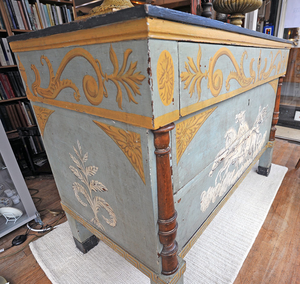CliffeAntiques's tweet photo. Just in, this stunning early 19thC #Italian hand-painted #commode £3,500 #cliffeantiquescentre⁠
#lewesantiques #cliffehighstreet #leweshighstreet #leweshighstreettraders #independentshops #shoplocal #lewes #eastsussex https://t.co/GAEYoCkpE4