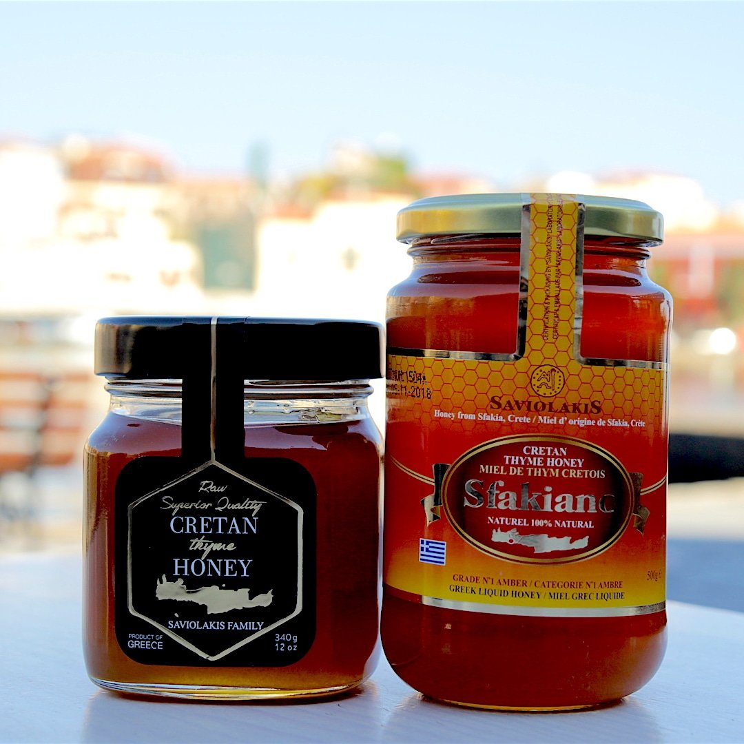 Sfakiano's tweet photo. Μέλι ΣΦΑΚΙΑΝΟ ΣΑΒΙΟΛΑΚΗΣ και με μέλι CRETANHONEY @Cretanhoney by MAGNACRETA στο λιμάνι των Χανίων
.
Αξίζει να το επισκεφτείτε, ειδικά φέτος για να το απολαύσετε με την ησυχία σας.
#visitcrete #visitsfakia #tradition #honey #greece #crete https://t.co/v7seqXPtRj