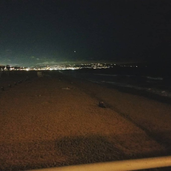 Got to see #ManhattanBeach after the shoot tonight! https://t.co/U6n0tg08WB<a href="/tag/manhattanbeach"class="tags">#ManhattanBeach</a>