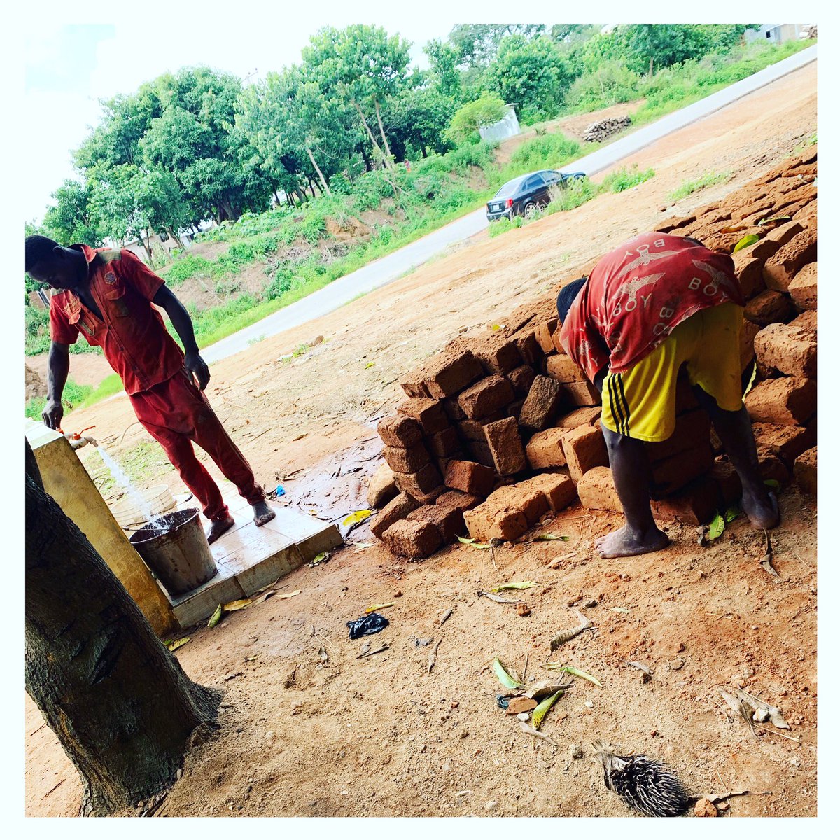 y4y_ng's tweet photo. With #projectWaSH, Our aim is to provide equitable access to water, sanitation, and hygiene services to the people in Wasa and Chorin Bisa villages.

#betterworld #covid #socialimpact #world #betterchange #helpthepeople #helpingkids #nonprofitorganization #everyonematters https://t.co/0koYnKEuzq