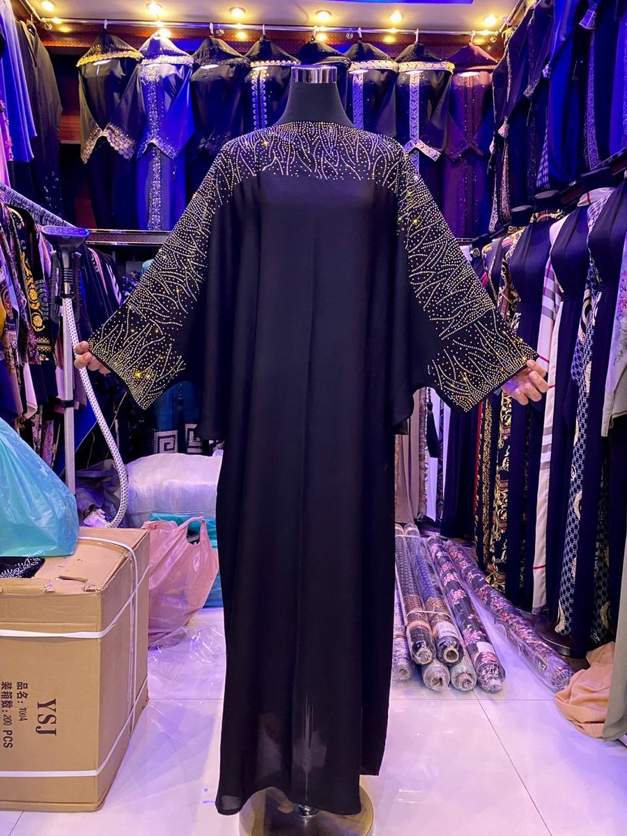 ayeesh_chuchu's tweet photo. Your RETWEET can go a long way...
Support this small business owner...

Which of the frame do you like? Let anon surprise you🥰😍...

Come and buy your eid’s abayas 🥰..

Price: 15k
Nationwide delivery 
Doorstep to Kano https://t.co/qzgEPzOYkl