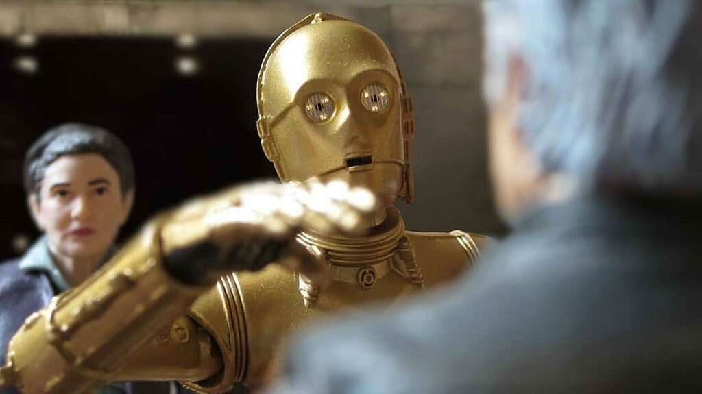 StarWarsTBS's tweet photo. I shared this the first @worfles posted this shot so itโs only natural to share his revisiting of the pic too!
๐ฅโ๐ป๐ฅ
#theforceawakens #threepio #c3po #redarm #generalleia #hansolo #starwars #starwarstheblackseries #starwarsblackseries #blackseries6incโฆ https://t.co/g4CsmAG4jN https://t.co/O0UGZeJrDV
