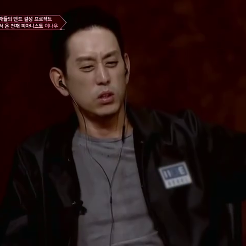 meanwhile joe hahn's reactions to kangho, chiheon and nau though 