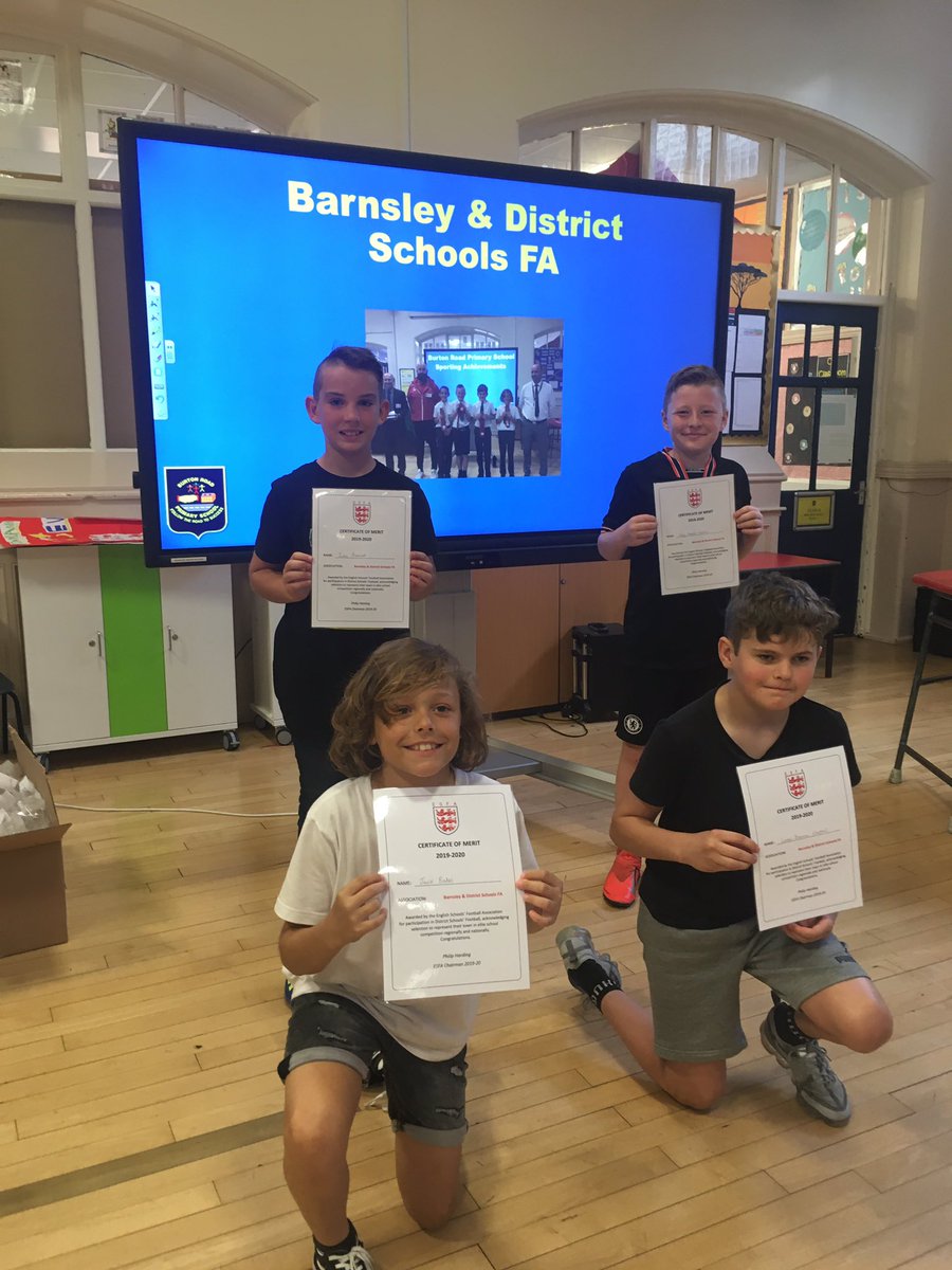 Class1117's tweet photo. Our final celebration of sport and reading success! I’m still wearing my medal for cheerleading! Thanks Mr Hawsworth! #oldestcheerleaderintown!!! https://t.co/mNqV4290mq