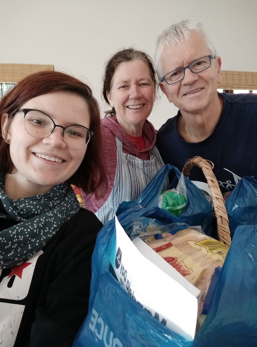 JanetSmall's tweet photo. 15 loaves for @LadlesofLove @KristyRWinkler @HarryWinkler  #MandelaDay2020 https://t.co/Hj7lgkS48i