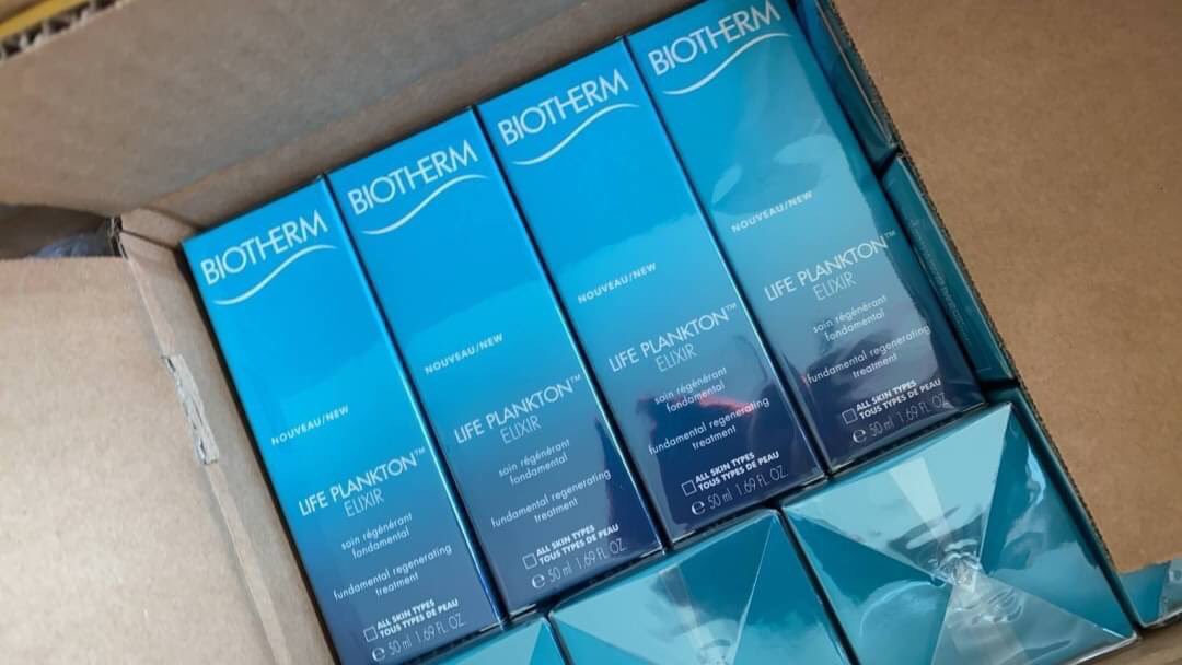 MakeMeBeau_C's tweet photo. Biotherm Life Plankton Elixir 50ml 

ราคาปกติ  2,900
ราคาขาย 2400.-
Ems 60

#ไบโอเธิร���ม #ไบโอเดิร์ม #เซรั่มไบโอเธิร์ม #biothermthailand #biotherm #biothermlifeplankton #biothermlifeplanktonelixir #biothermserum https://t.co/48g7478dri