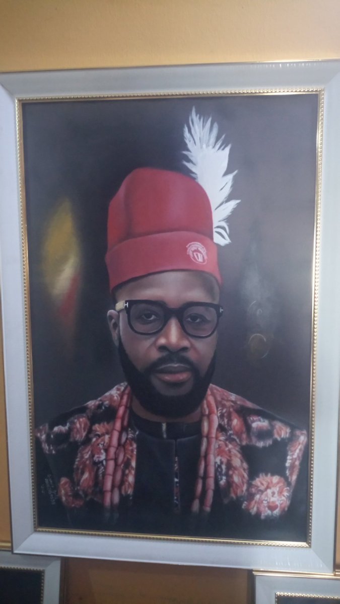 GodstimeHon's tweet photo. Presentation of an Artwork from us @ Govnor Arts Embassy to Hon. Ifeanyi Momah; member of the federal house of Representatives,Abuja https://t.co/XvXzik5yPf