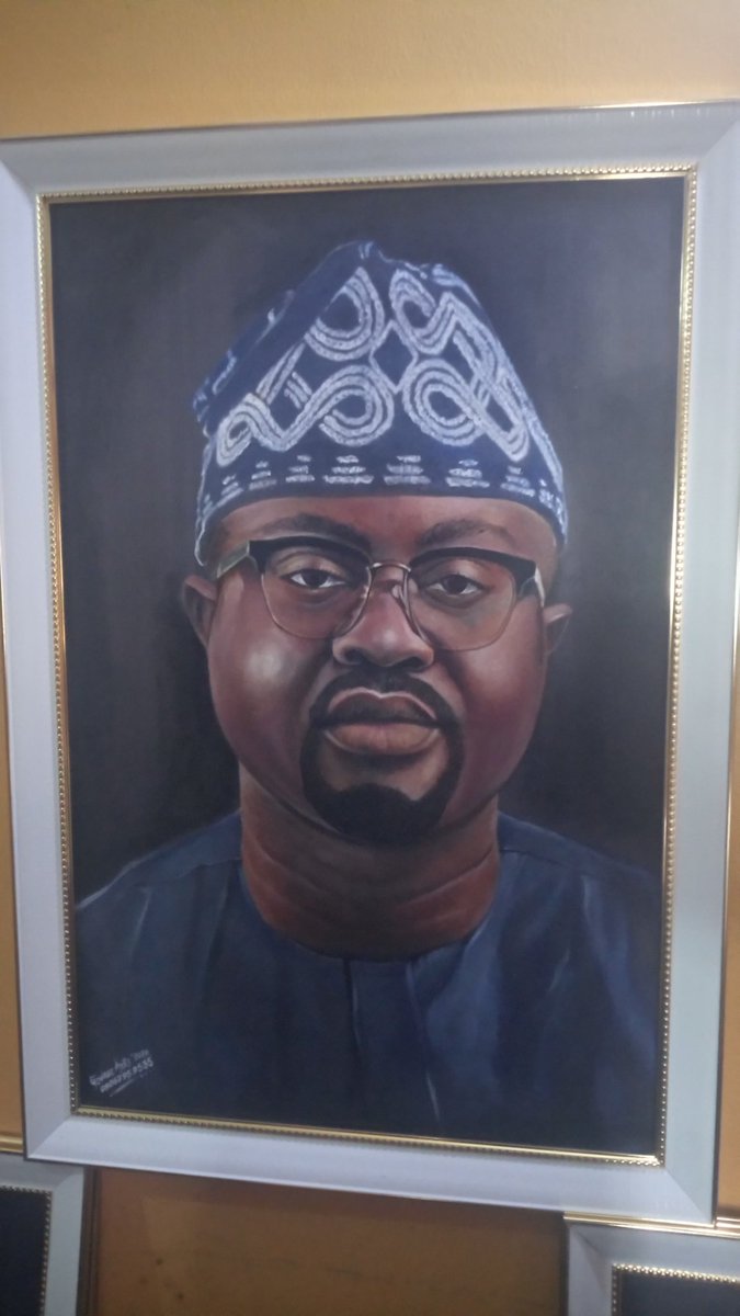 GodstimeHon's tweet photo. Presentation of one of our products (Art works- painting)@ Govnor Arts Embassy to Hon. Tunji-Ojo Olubunmi; Chairman House committee on NDDC, Federal House of Representatives, Abuja. https://t.co/g7KcwidmiT