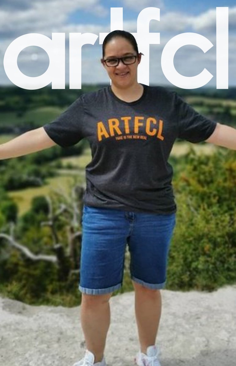 _Artfcl's tweet photo. Shoutout to my family @PharaohTwin โคโคโค BlessUp!
#artfcl #fakeisthenewreal #frommycitytoyours https://t.co/1KaL7o0Op4