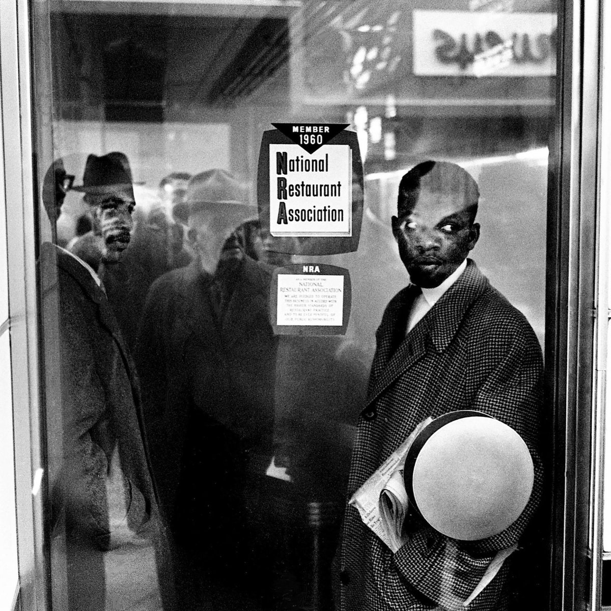 John Lewis inside the door of a restaurant in Nashville, Tennessee during a sit-in protest in 1960. Photo by .Jack Corn.  #OTD  #JohnLewisRIP