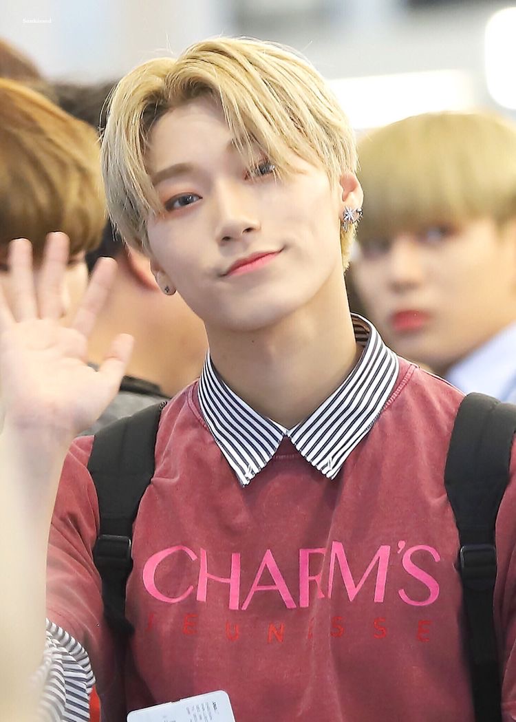 YTEEZOfficial's tweet photo. #STAFF

[📸] 200718

📍 Tennis Indoor Senayan

Our #Bayu is heading for The Black Knight (@dheblack_knight) Comeback Showcase: "For You(th)"! 

MANEEZ, with that sweet smile and bright hair, don't you think #Bayu suit the youth concept really well! 🔆 https://t.co/PDacTsx3en