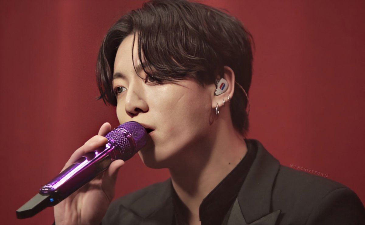 archiveforJK's tweet photo. such an elegant man https://t.co/azX7WDqKzx
